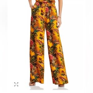 NWT L’AGENCE Lillian wide leg gold Safari tiger print pants size S Sold Out